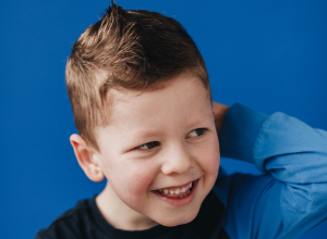 Jack (6) “Een fiets, een skelter, een step: zomaar een greep uit Jack's voertuigenarsenaal. Zijn liefde voor voertuigen zat er al vroeg in”