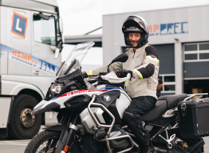 Hans (44) “Mobiliteit dient niet alleen maar een praktisch doel, vaak zit er ook een verhaal of emotie aan vast”