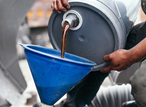 Brandveiligheid in de autowerkplaats: Brandstoffen & olie 