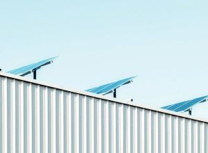Whitepaper - Zonnepanelen op je bedrijfspand: wat komt daarbij kijken? - Bovemij